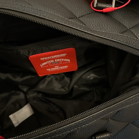 SPRAYGROUND mini duffel - Picture 6 of 6